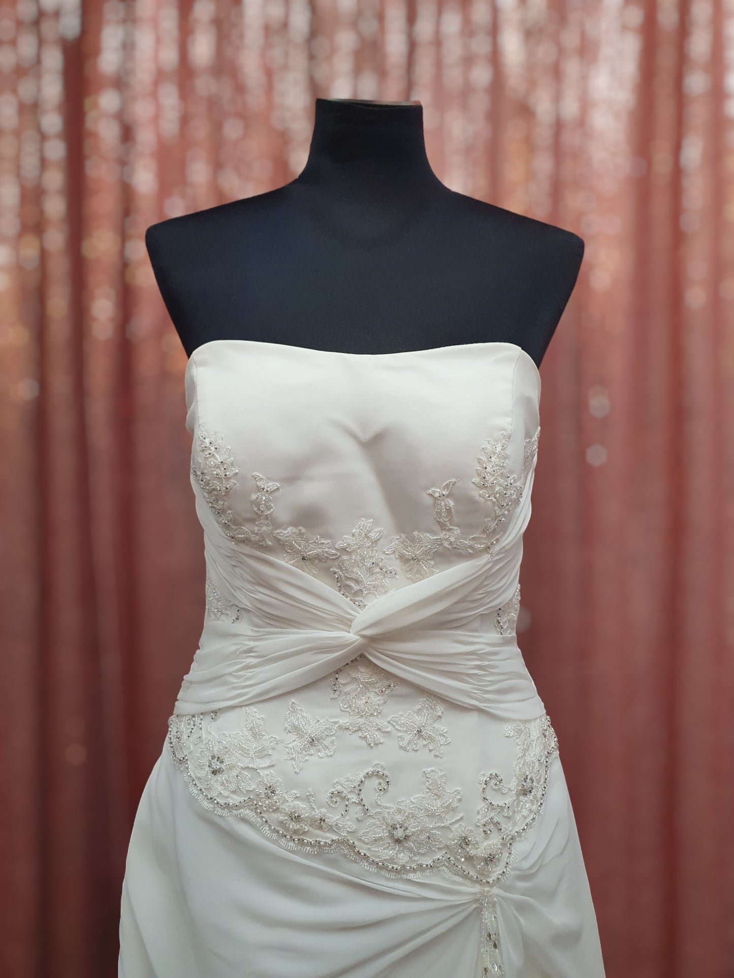 Size 16 Strapless Sweetheart Gown