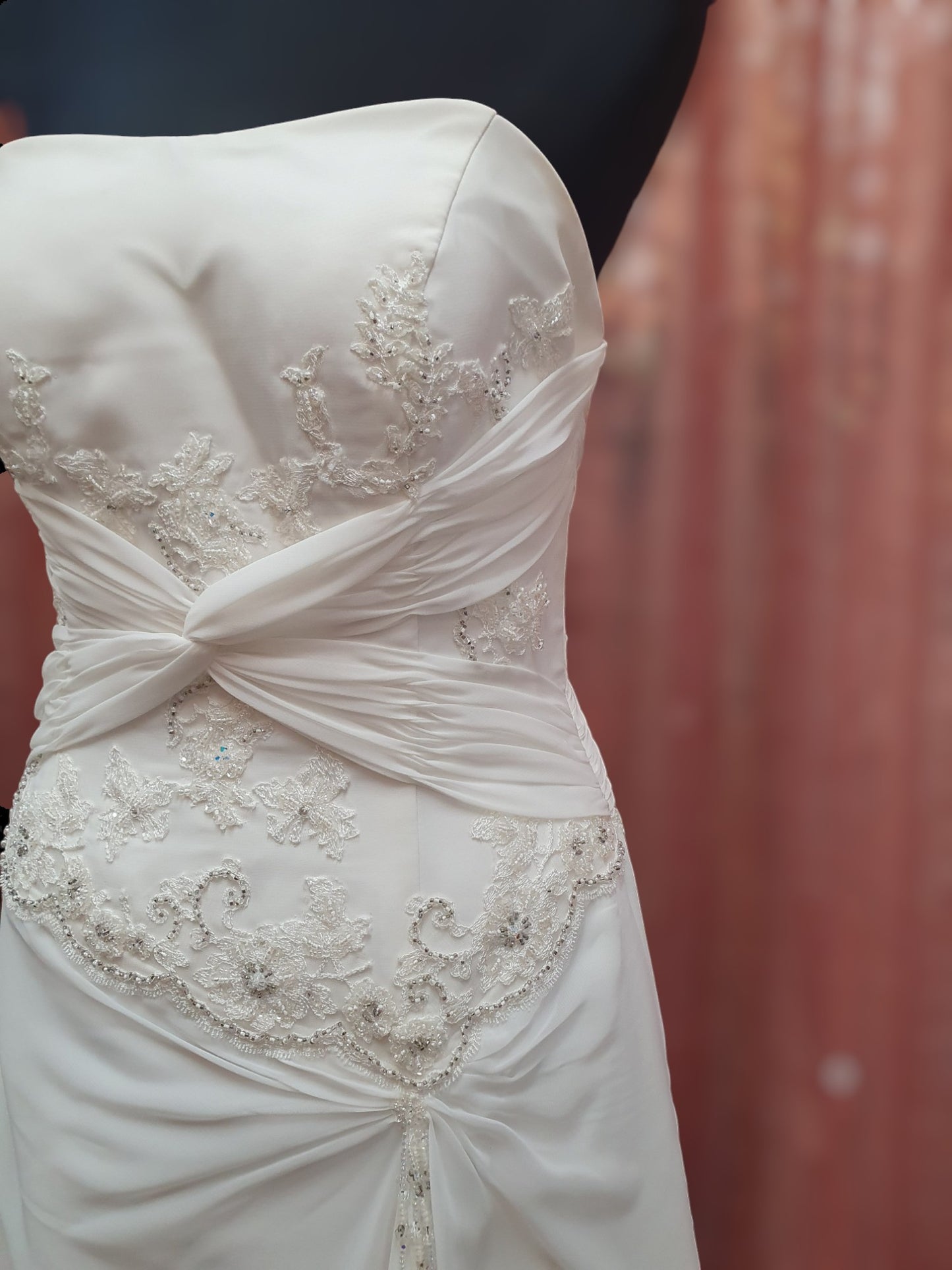 Size 16 Strapless Sweetheart Gown