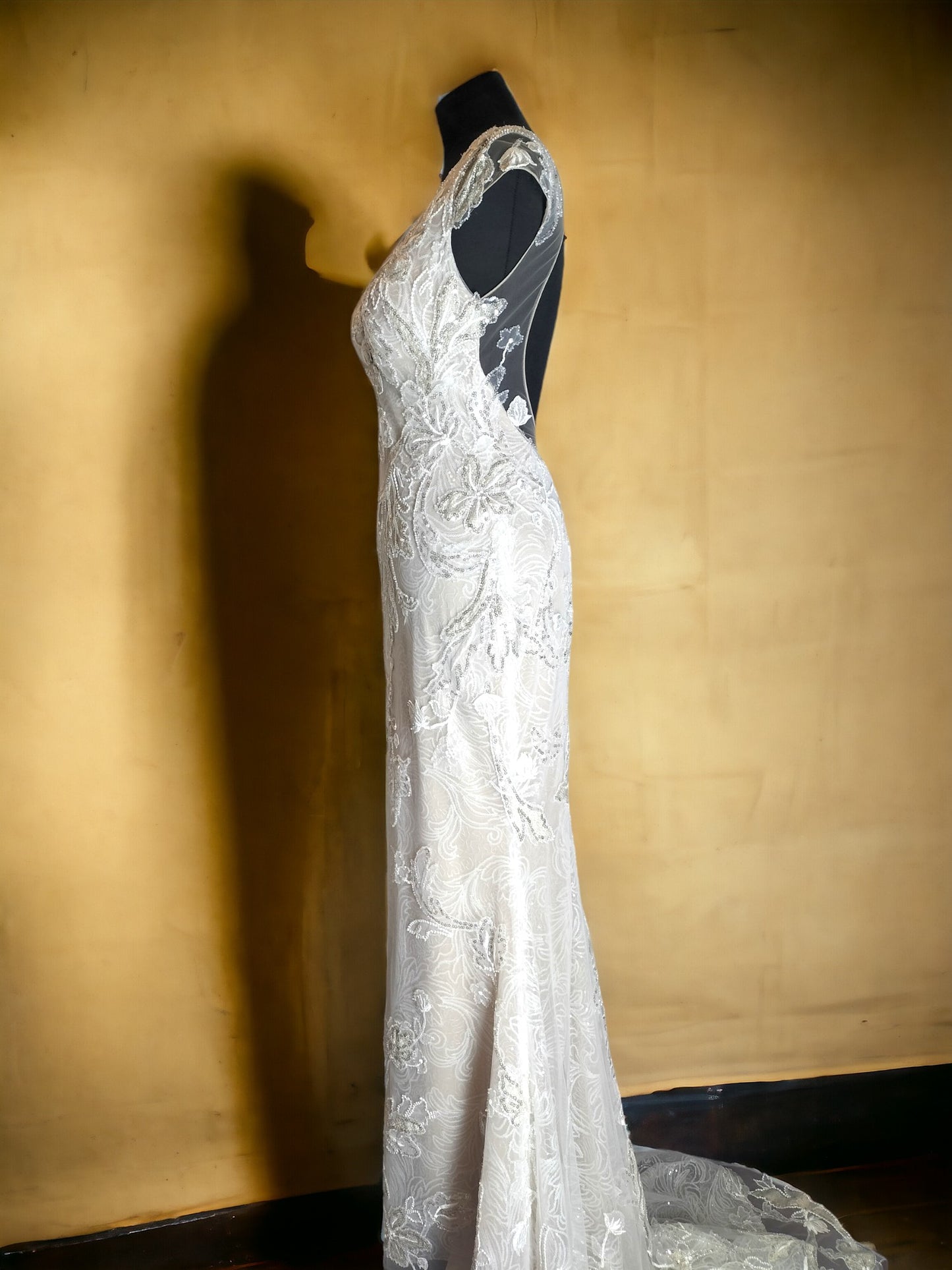 Dominiss Fausta Gown, Brand New