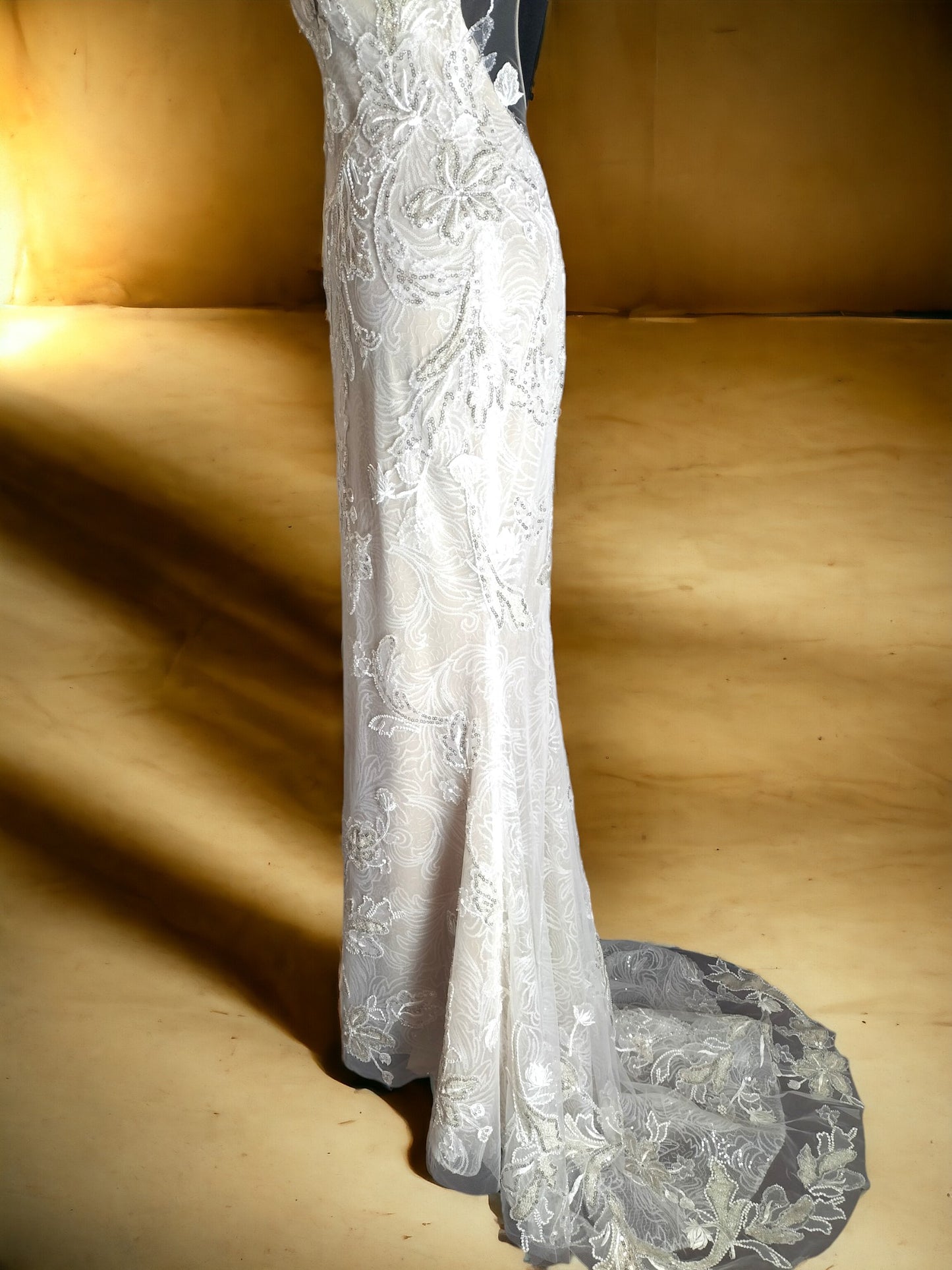 Dominiss Fausta Gown, Brand New