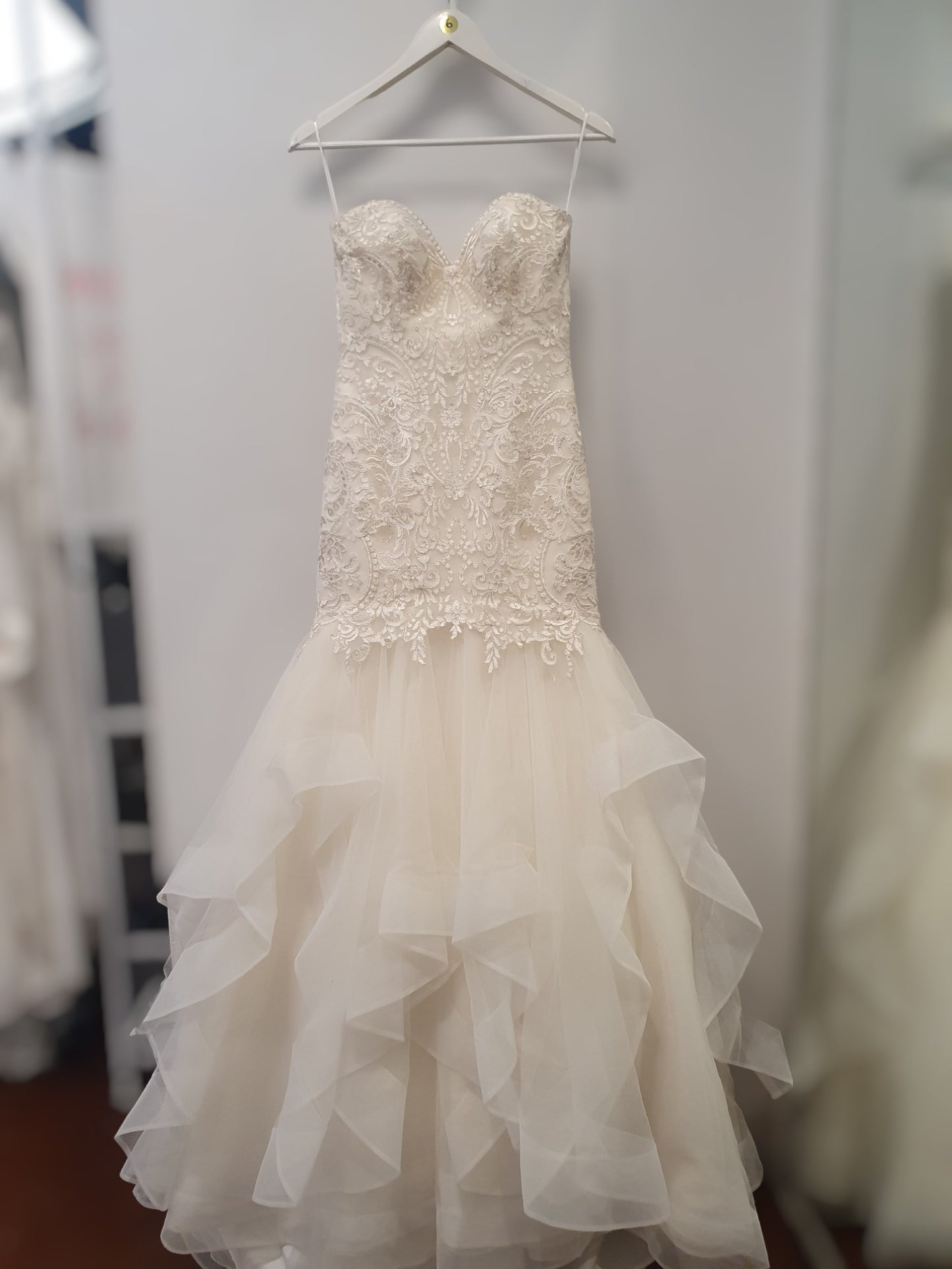 Bridal Chic Strapless Sweetheart Gown
