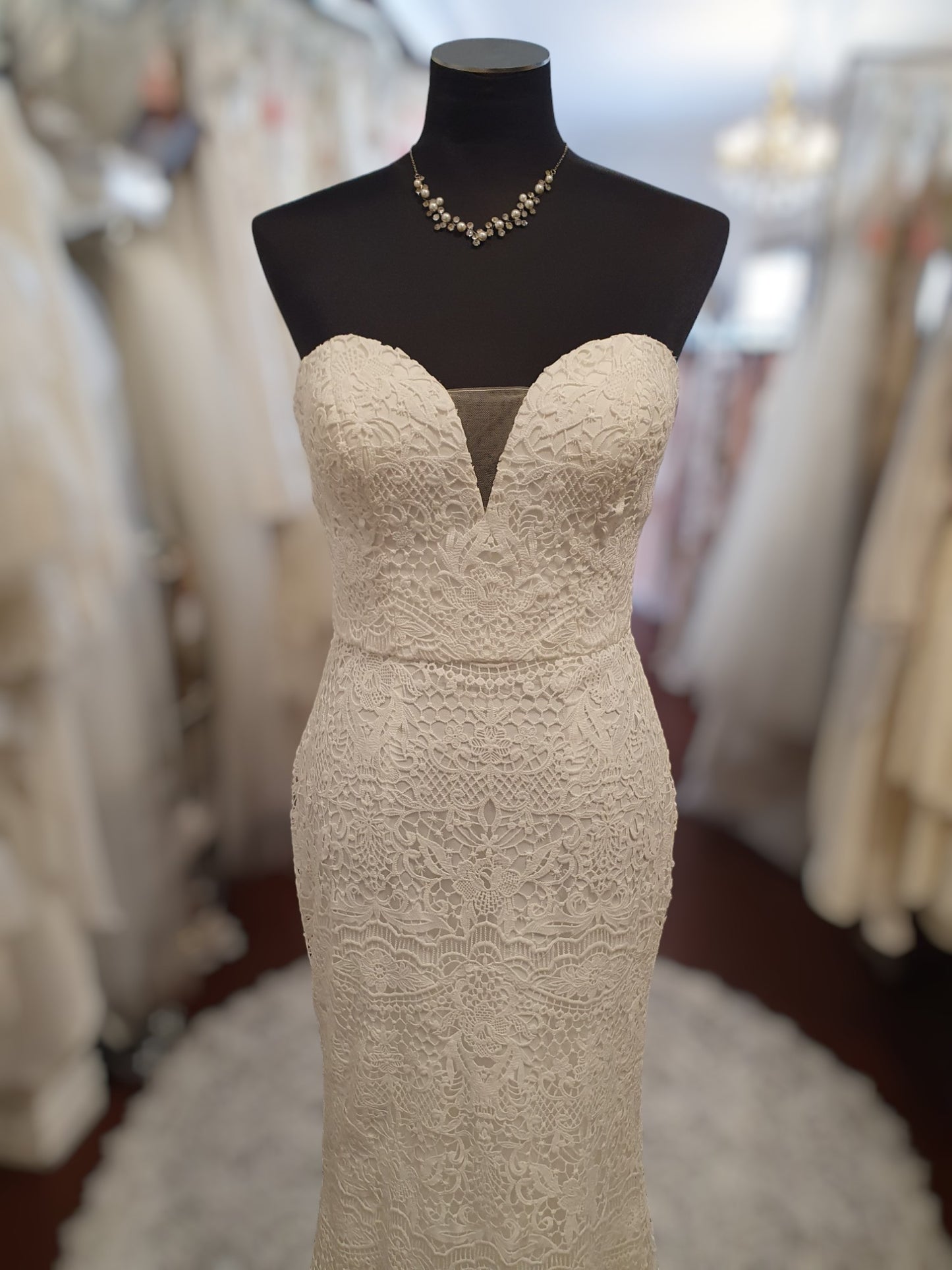 Cotton Lace Sweetheart Gown