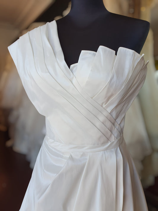 Eva Lendel Shell Gown